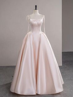 Prom Dresses Long Unique, Pink Fancy Dress, Cream Prom Dresses, Champagne Pink Dress, Pink Long Prom Dress, Prom Dress Champagne, Pink Formal Dress, Prom Dress Pink, Pink Clothes