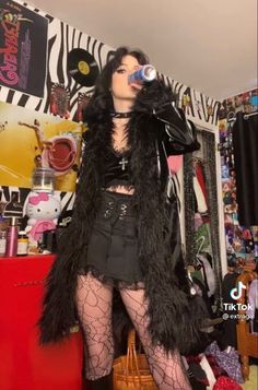 Alt Rock Fashion, Rockstar Gf Hair, Goth Gifts, How To Impress, Rockstar Gf, Maggie Lindemann, Taylor Momsen