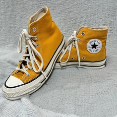 Only Worn A Couple Times. Pretty Much Brand New. Very Pretty Sunflower Yellow. High Top Converse With No Staining Or Discoloration Inside Or On The Yellow Canvas. Smoke And Pet Free House. I Will Accept Most Offers. Just Give It A Try! Yellow Converse Aesthetic, Yellow High Top Converse, Sunflower Converse, 80s Converse, Cool Vans Shoes, High Tops Outfit, Converse Yellow, Converse 70s, Converse Chuck Taylor Low