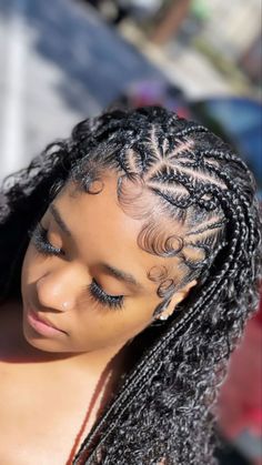 pintrest @diorrdxll Knowles’s Twists, Feed In Braids Goddess, Canerow Braids Hairstyles, Cute Weave Hairstyles Braids, Braids In Front Weave In Back Sew Ins, Fulani Goddess Braids Hairstyles, Feed In Braids With Curly Hair, Goddess Feed In Braids, Braided In The Front Curly In The Back