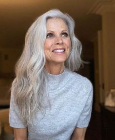 Long gray hair is a thing of beauty, and these inspirational photos prove that it's gorgeous at any age! In this post, I show off a variety of long gray hairstyles for women of all ages and teach you how to take care of your long grey hair as well. Don't let that old rule about no long hair after 40 get you down - rules are made to be broken! And if you think you're too young to wear gray hair? Think again - these beautiful ladies will show you how long silver hair works for everyone! Carmen Dell'orefice, Gray Hairstyles, Silver White Hair, Growing Your Hair Out, Grey White Hair