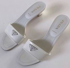 Louis Vuitton Shoes Heels, Fancy Shoes, Cute Heels, Shoe Inspo, Aesthetic Shoes, Louis Vuitton Shoes