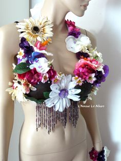 Outfits Bikinis, Flower Bra, Rave Bras, Sew Clothing, Coconut Flower, Costume Bra, Mermaid Bra, Show Girl, Mermaid Top