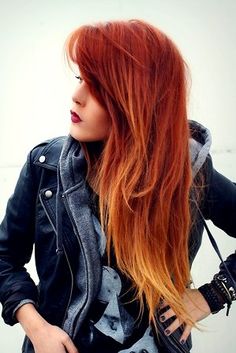 red ombre hair..this is what my hair was supposed to look like! but it didn't round 2 in a few months Balayage Auburn, Blonde Styles, Woman With Red Hair, Blond Ombre, Fire Hair, Dyed Red Hair, Long Red Hair