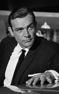 b86f9a97fa47fa59aca6ad16416c69ec James Bond Sean Connery, 60s Pictures, Happy Birthday Sir, Bond Suits, Bond James Bond