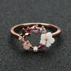 Rose Gold Zircon Butterfly Flowers Crystal Finger Wedding Ring خواتم خطوبة, قلادات متدلية, Ring Rosegold, Classy Jewelry, Fancy Jewellery, Fancy Jewelry, Cute Rings, Pretty Rings, Fashion Ring