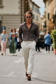 The Suits, Classy Suits, Mens Summer Outfits, Men Stylish Dress, Cool Outfits For Men, Mens Lifestyle, Stylish Mens Outfits, Men Fashion Casual Outfits, Summer Outfits Men