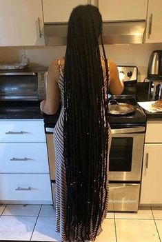 Black Women Long Locs, Knee Length Locs, Waist Length Locs, Long Locs Black Women, Dreads Black Women, Female Dreadlocks Styles, Female Dreads, Dreads Styles For Women, Long Locs