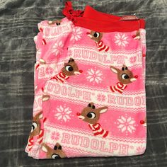 Rudolph Christmas Pajamas Nwt Never Worn Super Soft Pjs Preppy, Cute Christmas Pjs, Women Christmas Pajamas, Navy Christmas, Womens Christmas Pajamas, Christmas Pj, Rudolph Christmas, Thermal Pajamas, Christmas Jammies