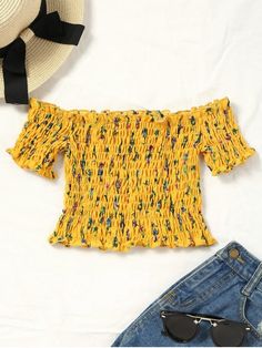 Clothes For 10 Year Girl, Yellow Bodysuit Outfit, Trending Crop Tops, Yellow Tank Top Outfit, Zaful Outfits, Top Spring Outfits, Girls Spring Fashion, Yellow Bodysuit, Bodysuit Outfit