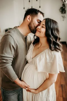 Couple Maternity Poses, Indoor Maternity Photography, Photo Shoot Poses, Pregnancy Photo Shoot