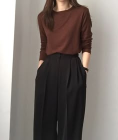 Cute Outfits With Black Dress Pants, Work Clothes Ideas Business Casual, Korean Classic Outfits For Women, Korean Outfit Women Aesthetic, Korean Casual Office Outfit, Brown Shirt With Black Pants, Dark Academia Office Wear, Women’s College Outfits, Formal Casual Korean Outfits