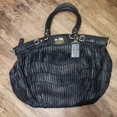 Great Used Condition!! Black With Gold Color Hardware Some Wear On Handle Straps Does Not Have A Detachable Shoulder Strap Outside Leather Condition Is Great Interior Lining Has Minimal Markings From Normal Use Beautiful Black Leather Bag!! Coach Madison Bag Black, The Sak Handbags, Marc Jacobs Handbag, Patent Leather Handbags, Black Leather Bag, Leather Satchel Handbags, Purse Fashion, Bags Coach, Brown Purses