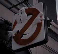 there is a sign that says no ghosties on it