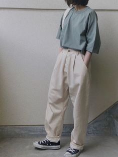 대학생 스타일, Caring About What Others Think, Outfit Minimalista, Zara Skirt, Thinking About You, Stop Caring, Casual Day Outfits, Tomboy Style Outfits, Elegante Casual