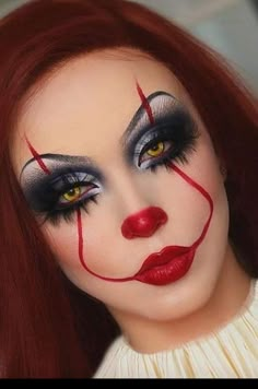 Hallowen Schminke, Pelottava Halloween, Beautiful Halloween Makeup, Fantasy Make-up, Creepy Halloween Makeup