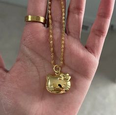 Kitty 24K gold necklace. Pendant size 1.2CM Metal- Copper  45cm Y2k Gold Jewelry, Baddie Necklace, Gold Jewelry Outfit, Gold Necklace Pendant, Fantasy Earrings, Gold And Silver Jewelry, Engagement Earrings