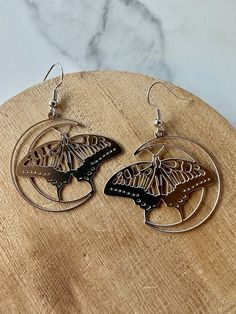 This listing is for one pair of moth and crescent moon earrings. Made with stainless steel, they are hypoallergenic, lightweight, and comfortable to wear all day long. Moth Jewelry, Sky Gift, Moth Earrings, 90s Jewelry, Elephant Jewelry, Crescent Moon Earrings, Gem Earrings, Luna Moth, Emerald Earrings