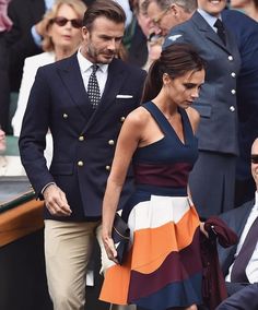 @milano_streetstyle on Instagram: “Couple goals @mismimy_official 💋” Gentleman Mode, Victoria And David, Suit Fit Guide, Dress Shirt And Tie, Stylish Couple, Mens Fashion Suits