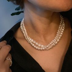 Introducing the Clover Clasp Pearl Necklace, a symbol of sophistication and grace. This necklace features freshwater pearls in three sizes: 4-5mm for a subtle layered look, 6-7mm for an elegant touch, and 8-9mm for a statement piece. The unique clover clasp provides versatility and style, allowing you to wear it in front, on the side, or in the back. With a clasp that opens from both sides, you can easily adjust the length for any occasion. Elevate your look with this timeless and versatile neck Genuine Pearl Necklace, Hair Setting, Pearl Collection, Moissanite Jewelry, Gold Dipped, Scrunchie Hairstyles, Steel Jewelry, Layered Look, Stainless Steel Jewelry