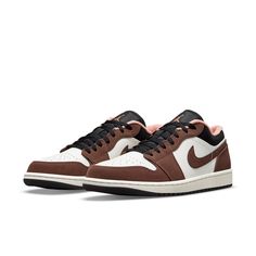 Made from quality materials, the Air Jordan 1 Low ‘Mocha’ is a must-have for sneakerheads. A white leather base sits above brown suede overlays. The same pastel hue adorns the collar lining and heel tab, while a reflective finish offers improved visibility in low light conditions. Imported construction provides premium comfort that lasts all day. Jordan 1 Low Mocha, Clean White Leather, Jordan Model, Nike Air Jordan 1 Low, Nike Models, Mocha Brown, Air Jordan 3, Nike Air Jordan 1, Air Jordan 1 Low