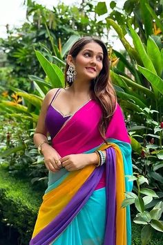 Saree Manish Malhotra, Bollywood Designer Sarees, Saree Bollywood, Traditional Silk Saree, Manish Malhotra, Saree Trends, Elegant Saree, Wedding Saree, Wear Saree