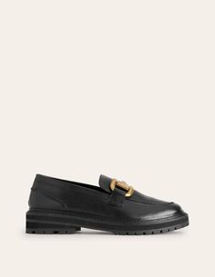 Iris Chunky Snaffle Loafers - Black | Boden US Loafer Outfits, Loafers Outfit, Timeless Shoes, Smart Casual Wear, Boden Uk, Driving Loafers, Shoe Inspiration, Tassel Loafers, Socks And Sandals