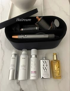 Hair Products Aesthetic, Vogue Beauty, Hair Essentials, Diy Skin, Makeup Essentials, Hair Care Routine, Hair Health, Hair Skin, Body Skin