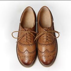 Womens Retro Oxfords Leather Flat Low Heels Brogues Wingtip Lace Up Dress Shoes Condition: 100% Brand New Color:see the photo Heel : 2 cm US4.5=UK2.5=EUR35=22.5cm US5.5=UK3=EUR36=23cm US6=UK4=EUR37=23.5cm US7=UK5=EUR38=24cm US8=UK6=EUR39=24.5 US9=UK7=EUR40=25cm US9.5=UK7.5=EUR41=25.5cm US10=UK8=EUR42=26cm US10.5=UK8.5=EUR43=26.5cm US11=UK9=EUR44=27cm                                               Payment Payment methods accepted Paypal only. Shipping and Handling: We only ship to ebay registered Heeled Brogues, Oxford Shoes Outfit, Leather Flats Women, Oxford Brogues, Lace Up Dress, Couture Mode, Women Oxford Shoes, Mode Inspiration, Leather Flats