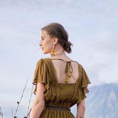 Tulle and Batiste on Instagram: "Our Tuesday looks inspo. The Rosalie Dress in Moss. Swipe left to see some of the beautiful details ♡ #ethicalfashion #sustainablefashion #slowfashion #fashionthatmatters #ecofriendly #greenfashion #australianfashionlabel #australianfashionbrand #australianfashiondesigner #ethicallymade #bethechange #sustainablestyle #sustainabledesign #ecofashion #fairtradefashion #ecofriendlyfashion #ethicallysourced #responsiblefashion #consciousfashion #clothingwithaconsciou Bohemian Outfits, Australian Fashion Designers, Boho Inspiration, Bohemian Aesthetic, Conscious Fashion, Eco Friendly Fashion, Ethereal Beauty, Eco Fashion