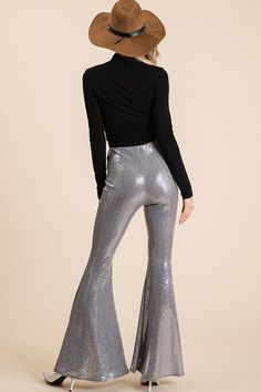 "HIPPIE DAYS" Check out these Flare 60's Sequins Rose Gold Hippie Pants, Sexy to the body and definitely a head turner. Perfect for Hippie Girl at heart. Features elastic waist, flare bell bottoms. 50%nylon, 35%polyester /10%metallic/5%spandex. Also comes in silver Sequin Bell Bottoms Outfit, Sequin Bell Bottoms, Tarot Moon, Bottoms Outfit, Bell Bottoms Outfit, 5sos Concert, Festival Rave Outfit, Vibe Tribe, Shorts Tights