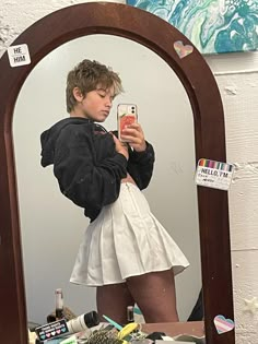 Fem Boy Aesthetic, Femboy Outfits Ideas Male, Ftm Outfits, Fem Boy Outfits, Trans Outfit, Boys Wearing Skirts, Genderqueer Fashion, Boys In Skirts, Guys In Skirts