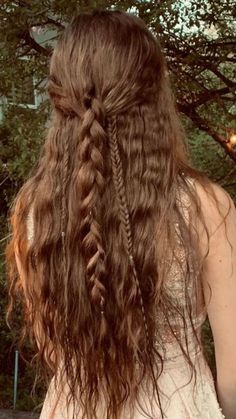 variegated-skies | VSCO Rambut Brunette, Hippie Hair, Hair Stylies, Hozier, Hair Inspo Color, Dream Hair, Aesthetic Hair, Pretty Hairstyles, Summer Hairstyles