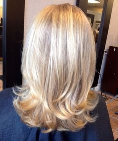 Blond Color, Shoulder Length Hair, Medium Length Hair Cuts, Great Hair, Layered Hair, Blonde Hair Color, Hair Dos, Gorgeous Hair, Bobs Haircuts