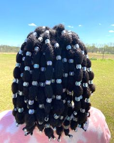 small bubble braids on natural hair ! Bubble Braids On Natural Hair, Small Bubble Braids, Race Hairstyles, 9 Ether, Afro Hairstyles Braids, Braids On Natural Hair, Beings Of Light, Hair Like Wool, Pinterest Girlies