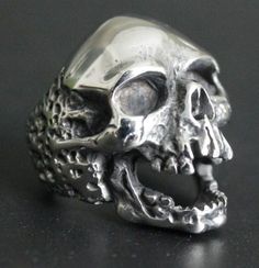 Raging Skull – Proudandfreebiker Evil Skull, Gothic Wedding Rings, Simple Skull, Gothic Engagement Ring, Ghost Skull, Skull Engagement Ring, Silver Skull Ring, Metal Skull, Viking Ring