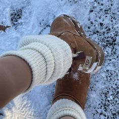 Vinter Mode Outfits, Winter Princess, Skandinavian Fashion, 사진 촬영 포즈, Winter Inspo, Leg Warmer, Christmas Feeling, Winter Girls