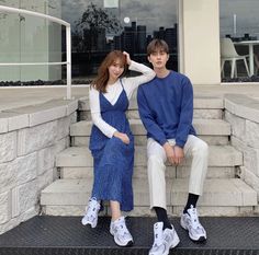 Matchy Outfit Color Couple, Korean Couple Fashion, Korean Couple Outfits, Prenup Outfit, Rocker Chic Outfit