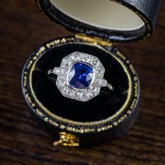 SAPPHIRE DIAMOND CLUSTER RING PLATINUM 1.40CT SAPPHIRE Art Deco Diamond Sapphire Ring, Sapphire Antique Ring, Gem Diamonds, Ring Ideas, Blue Gems