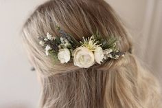 Bridal Flower Comb, Floral Headpiece Wedding, Bridesmaid Hair Pieces, Floral Hair Comb, Rustic Wedding Hairstyles, Wedding Comb, Floral Comb, Floral Hair Combs, Flower Comb