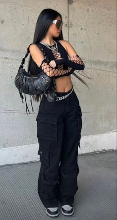 Gunna Rapper Concert Outfit, Streetwear Fashion Petite Women, Rave Outfits Ideas Plus Size, Black Mesh Dress Outfit Street Style, 21savage Concert Outfit, All Black Outfit Festival, Cargo Rave Outfit, Future Metro Boomin Concert Outfit, Grey Rave Outfits