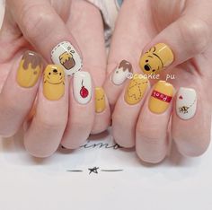 Desain Salon Kuku, Yellow Nail Art, Bears Nails, Art Designs Ideas, Art Deco Nails, Hello Nails