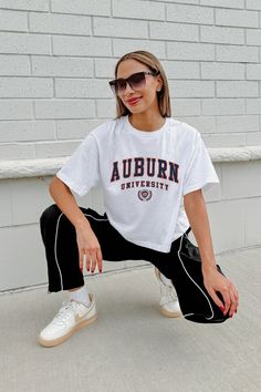 Every day is game day with our Auburn Tigers midi-length, boxy fit cropped tee with drop shoulder sleeves. Perfect for game day excitement or casual outings, this versatile tee is a must-have addition to your wardrobe. Madi Prewett, Gameday Couture, Ny Giants, Auburn University, Auburn Tigers, Jacksonville Jaguars, Team Apparel, Cropped Tee, Team Usa