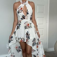 Floral White Dress, I Lost Weight So No Longer Fits Me Sunflower Dresses, Floral White Dress, Black Bra Set, Sunflower Dress, White Floral Dress, Amazing Outfits, Beautiful Clothes, Floral White, Print Dresses