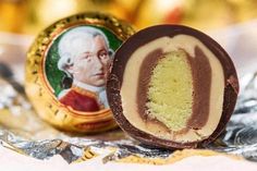 a piece of chocolate with an image of george washington in the center and on top