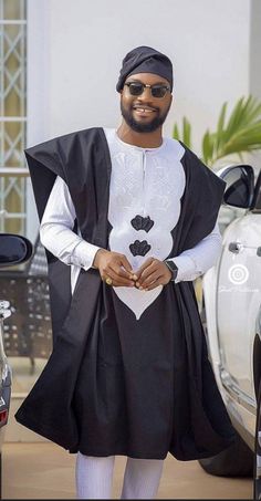 This is an African men agbada. It's available in all sizes and different colors. It's suitable for occasions like wedding, anniversary, birthday, engagements, Thanksgiving and lots more. This outfit is fully customizable, You can reach out to me through afrikrea conversation or WhatsApp (+2348036880228) for customization. Thanks for visiting! Aso Ebi Styles Lace, Nigerian Men Fashion, African Men