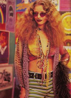 Fashionable Characters, Seventeen Magazine Fashion, Just Seventeen, The Age Of Aquarius, Estilo Hippy, Mode Hippie, 70s Inspired Fashion, 70s Outfits, 70’s Fashion