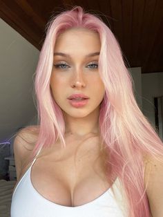 Big Pink Hair, Super Long Pink Hair, Hot Girly Vibes Blonde, Big Women Fashion, Blonde Beauty, Blonde Girl, الرسومات اللطيفة, Pretty Selfies, Pink Hair