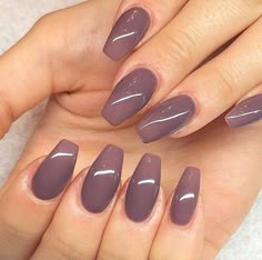 Beautiful #shape #simplicity #grey Mid Length Gel Nails, Shellac Colors, Unghie Nail Art, Medium Coffin, Sns Nails, Purple Nail Polish, Purple Nail, Nail Bar