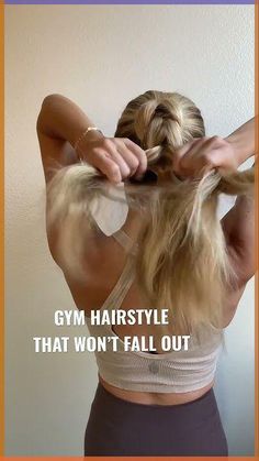 Gym hairstyle that won’t fall out #hairstyle #hairtrends #hairtutorial #easyhairstyles #ootdstyle Cute Quick Gym Hairstyles, Updos For The Gym, Athletics Hairstyle, Sporty Updos, Gym Updos, Workout Hairstyles For Medium Hair, Gym Hairstyles For Medium Hair, Cute Workout Hairstyles, Cute Gym Hairstyles